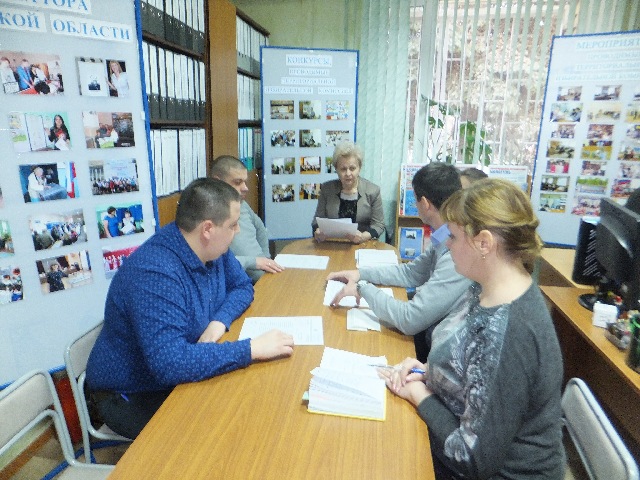 03 февраля 2016 года председатель Территориальной избирательной комиссии Тацинского района Н.Н. Мирнова, встретилась с активной молодежью района.