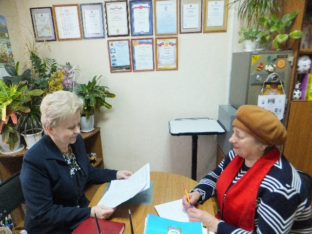 10 марта 2016 года председатель Территориальной избирательной комиссии Тацинского района Н.Н. Мирнова встретилась с представителем местного отделения политической партии КПРФ